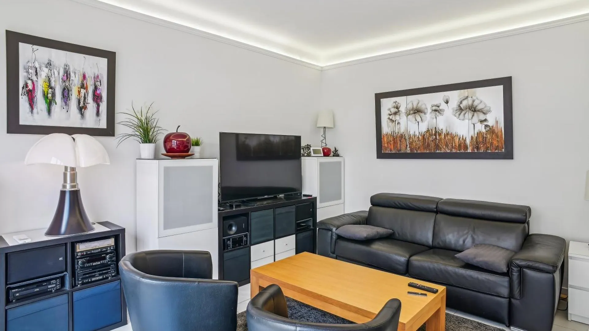 Appartement Avec Balcon Quartier De L'Ilette Antibes 0*,  France